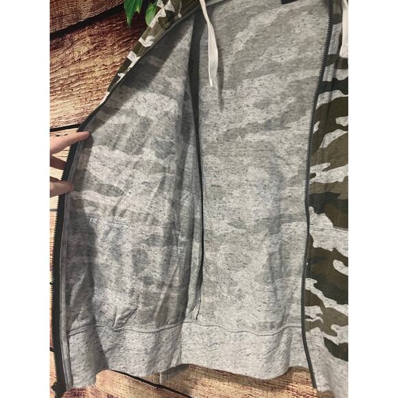 Nike Youth Full Zip Camo Hoodie Light Jacket Unisex Boy Girl Size Large EUC - Picture 4 of 7